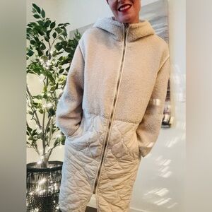 H&M Astrid Long Quilted Sherpa Lightweight Coat - Beige - Large